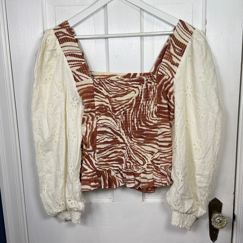 Anthropologie Love the Label Smocked Puff Sleeve Eyelet Blouse W2277 Sz M - Picture 8 of 11